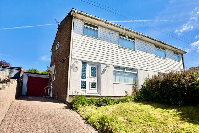 3 bed property, in Waun Goch Road, £210,000