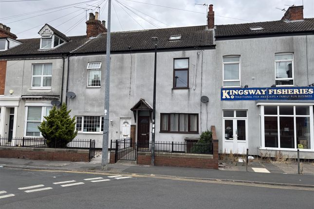 2 bed property, in Edinburgh Street, £120,000