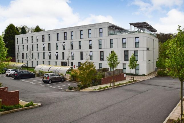 1 bed property, in Flat 83, £32,500