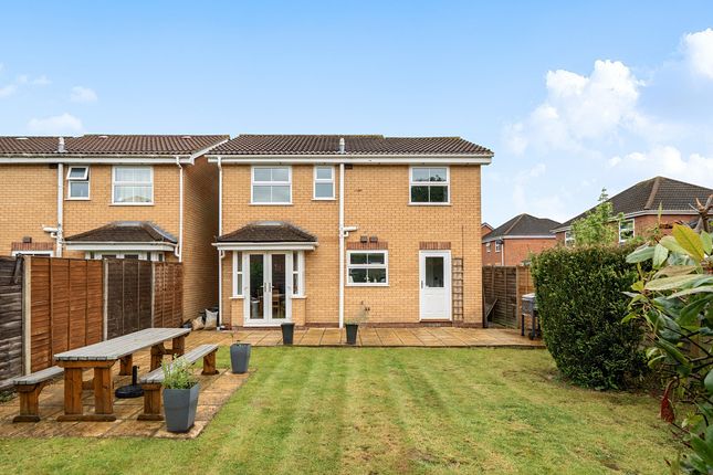 3 bed property, in Bye Mead, £450,000