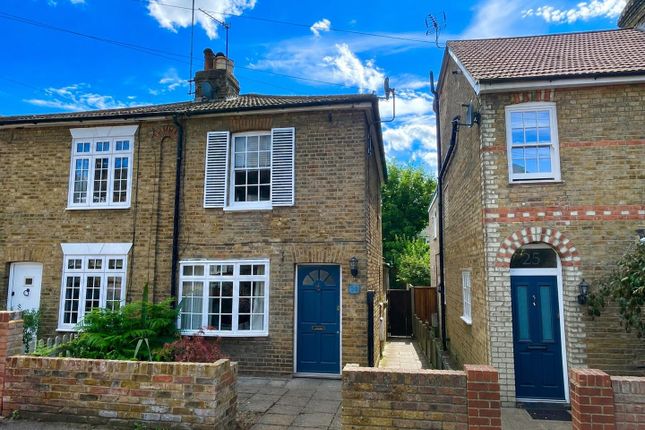2 bed property, in Anderson Road, £475,000