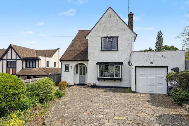 3 bed property, in Lynwood Grove, £995,000