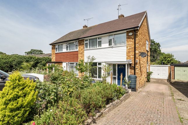 3 bed property, in Poolmans Road, £495,000