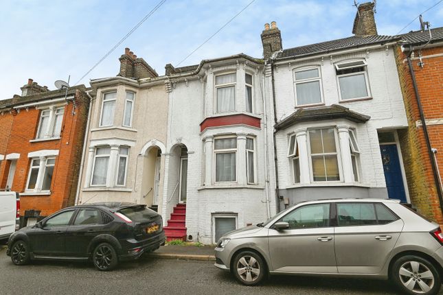 3 bed property, in Sydney Road, £260,000
