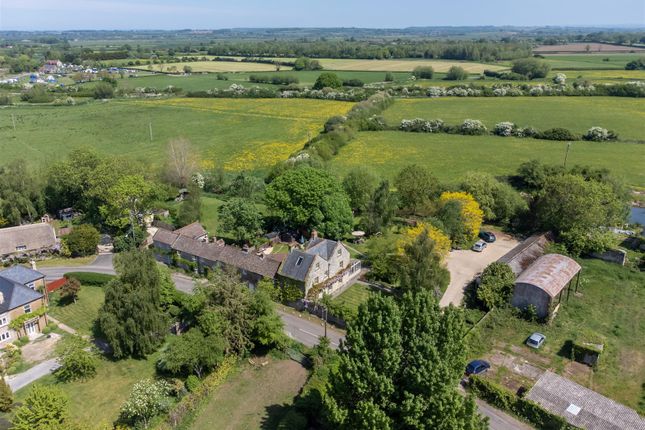 5 bed property, in Thorney, £875,000