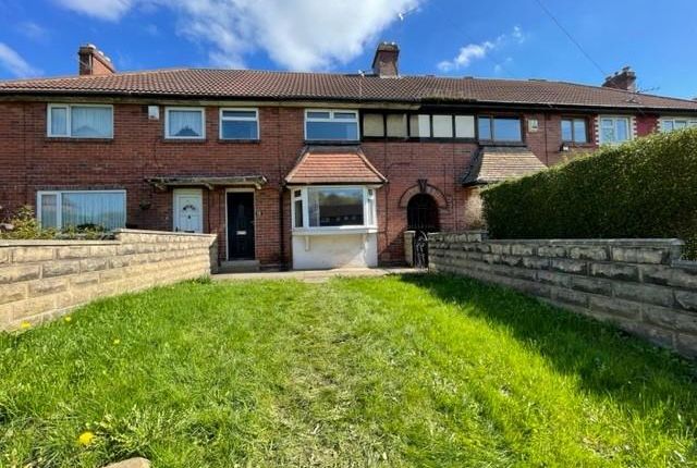 3 bed property, in Scott Hall Road, £190,000