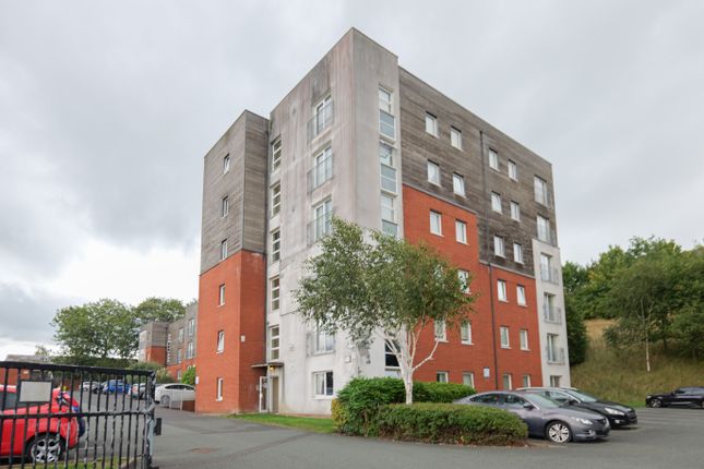 2 bed property, in Federation Road, £48,000