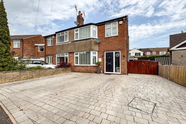 3 bed property, in Newlyn Avenue, £328,950