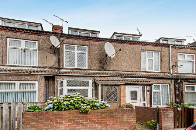 3 bed property, in Post Office Road, £90,000