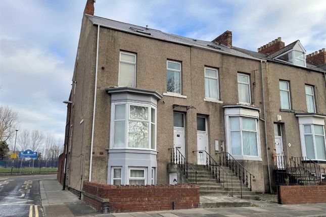 7 bed property, in Laygate, £250,000