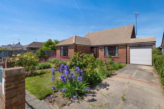 3 bed property, in Goodwin Avenue, £375,000