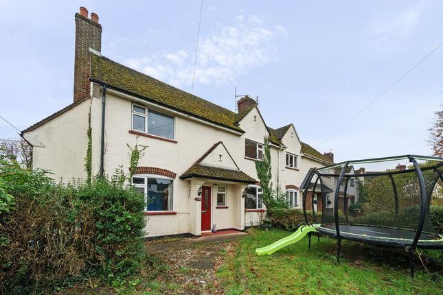 3 bed property, in Stonhouse Crescent, £400,000