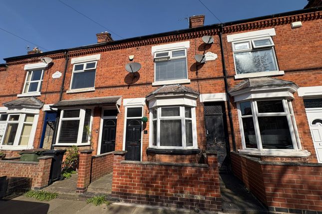 2 bed property, in Healey Street, £195,000
