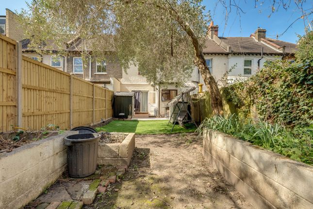 2 bed property, in Mill Road, £625,000