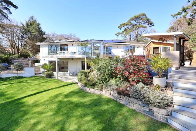 5 bed property, in Northleigh Lane, £1,690,000
