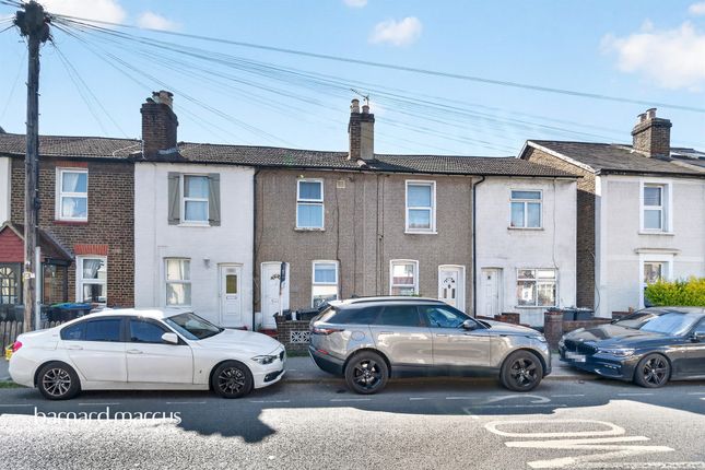 2 bed property, in Bensham Lane, £375,000