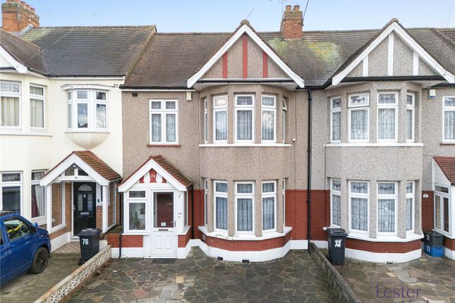 3 bed property, in Collinwood Gardens, £635,000