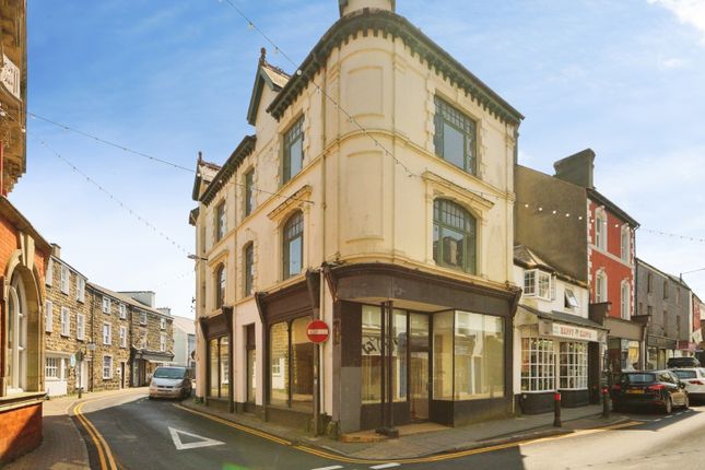 Land, in High Street, £90,000