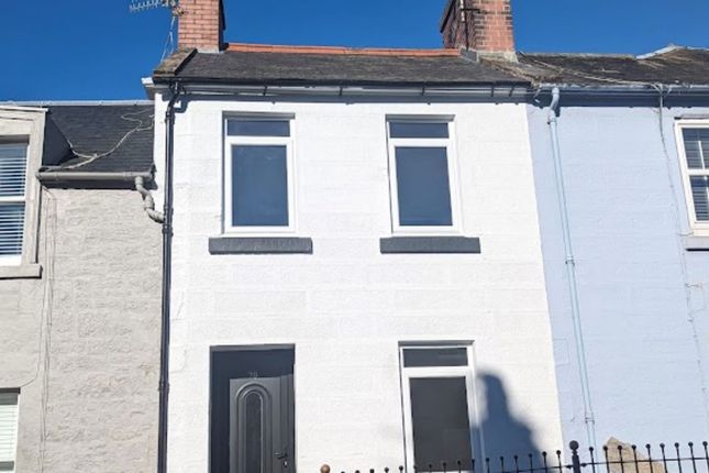 3 bed property, in 79 High Street, £95,000
