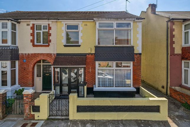 3 bed property, in Merrivale Road, £300,000