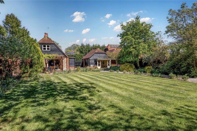 5 bed property, in Main Street, £1,350,000