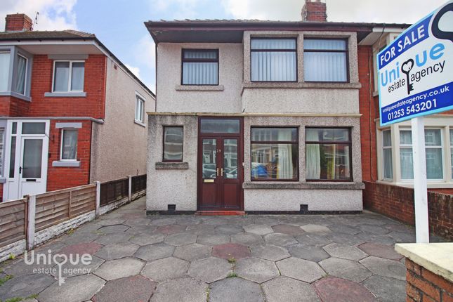 3 bed property, in Homestead Drive, £110,000