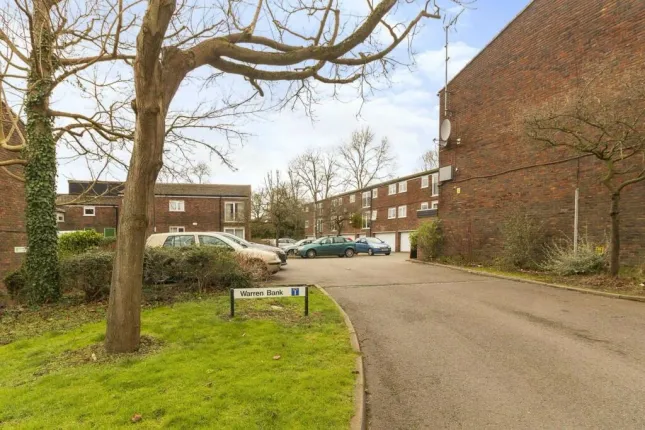 3 bed property, in Warren Bank, £210,000