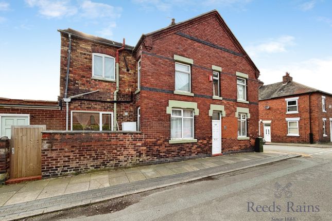 3 bed property, in Gibbins Street, £115,000