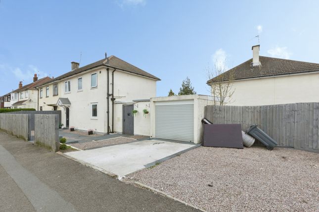 3 bed property, in Aylestone Drive, £275,000