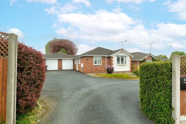 3 bed property, in Hollies Road, £250,000