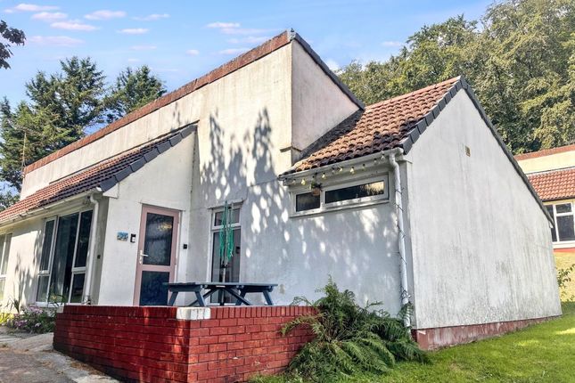 3 bed property, in 21 Manorcombe Bungalows Honicombe Park, £30,000