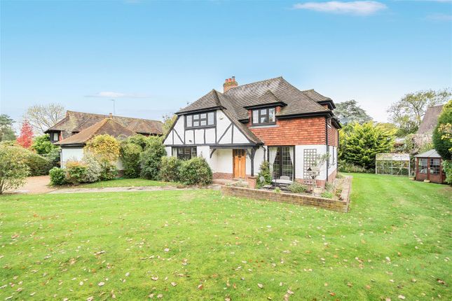 3 bed property, in Glendene Avenue, £1,425,000