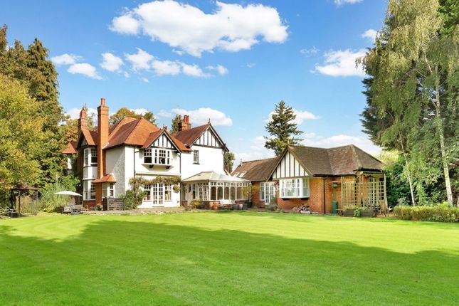 8 bed property, in Ledborough Lane, £2,295,000