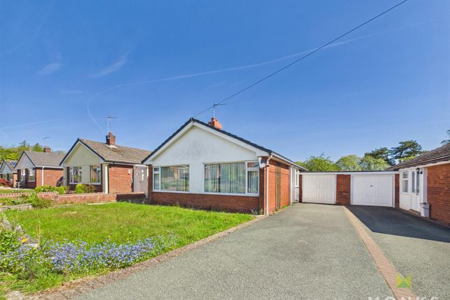 3 bed property, in Hampton Road, £285,000