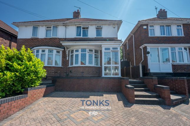 2 bed property, in Elm Terrace, £230,000