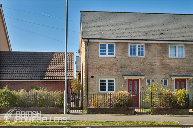 3 bed property, in Moredon Road, £280,000