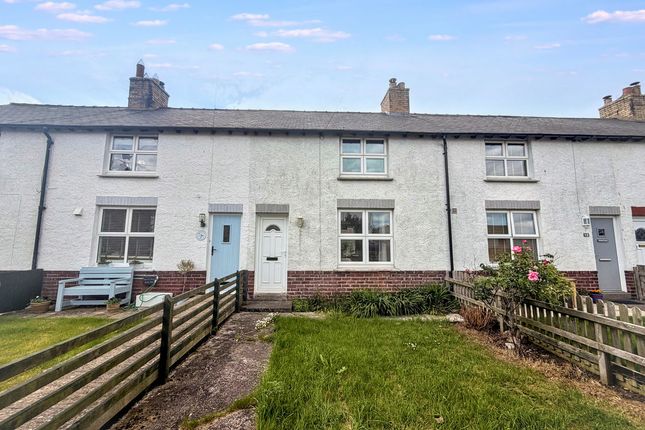 2 bed property, in Broad Road, £225,000