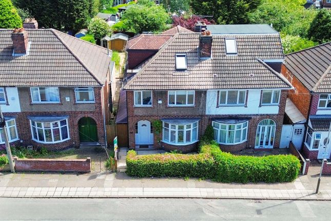 4 bed property, in Greenhill Road, £325,000