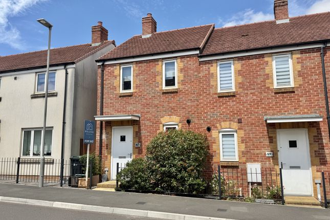 2 bed property, in Amors Drove, £230,000