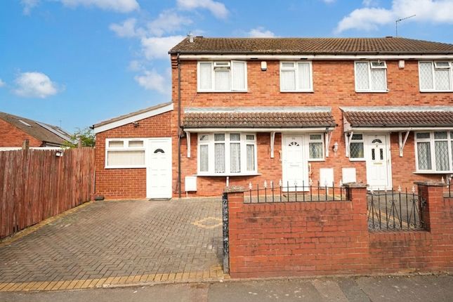 5 bed property, in Spark Street, £350,000