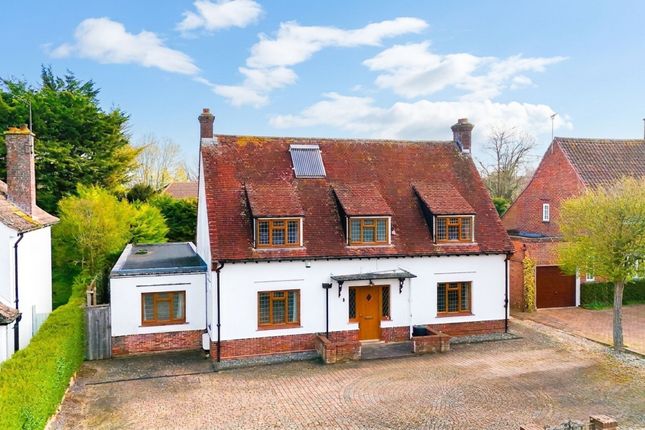 4 bed property, in Hamilton Road, £650,000