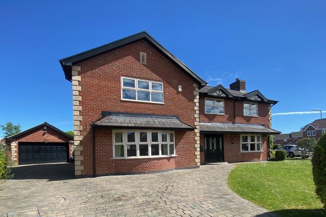 4 bed property, in Hazel Tree Court, £500,000