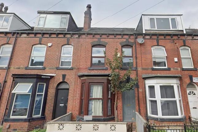 3 bed property, in Ashville Grove, £274,995