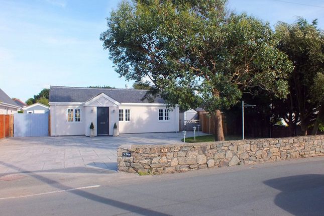 3 bed property, in Beach Road, £385,000