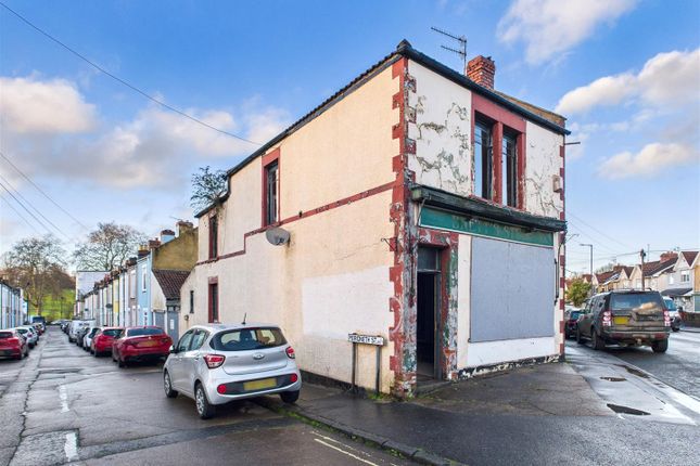 Studio, in Development Site - St Johns Lane, £225,000