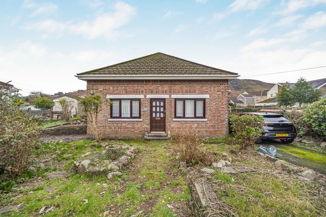 4 bed property, in Swanfield, £325,000