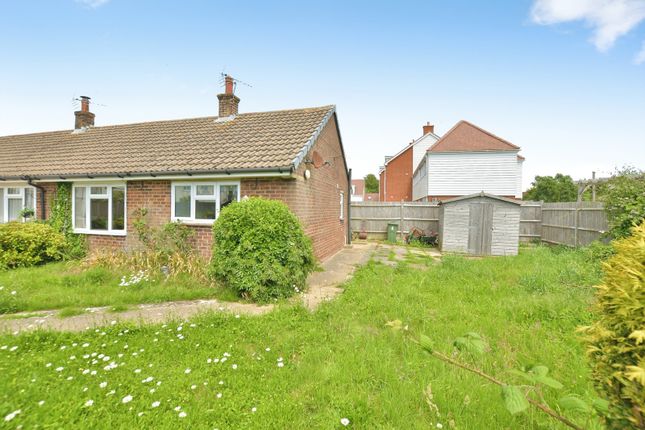 1 bed property, in King Street, £200,000