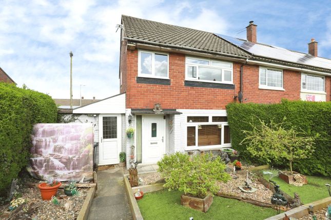 3 bed property, in Brindley Avenue, £145,000