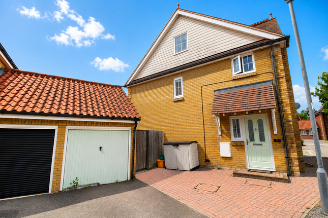 4 bed property, in Bramble Tye, £475,000