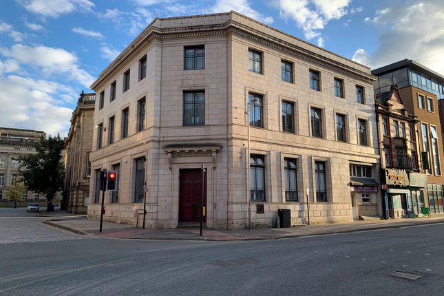 1 bed property, in The Bank, £35,000